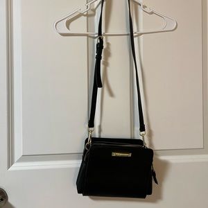 Steve Madden Cross Body Purse